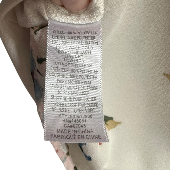 ✨ Faith and Joy Floral Sheer Blouse with Lace Collar small - Picture 12 of 14